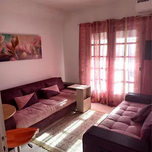  Appartement Joli Studio, 17 Avenue Hedi Nouira Ennasr 2, Ariana, Tunis